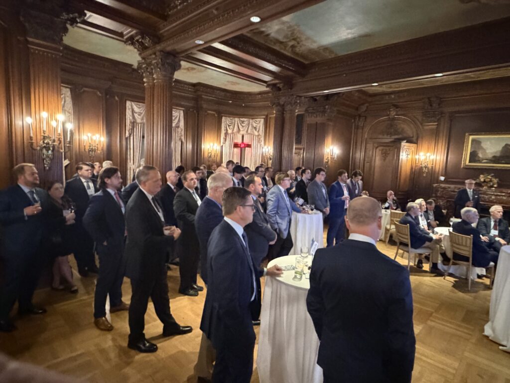 Phi Delta Theta DC Reception Room1
